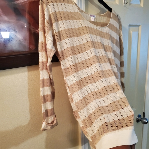 NWT Xhiliration Lightweight Striped Hi/lo Sweater, Size medium - Picture 4 of 11